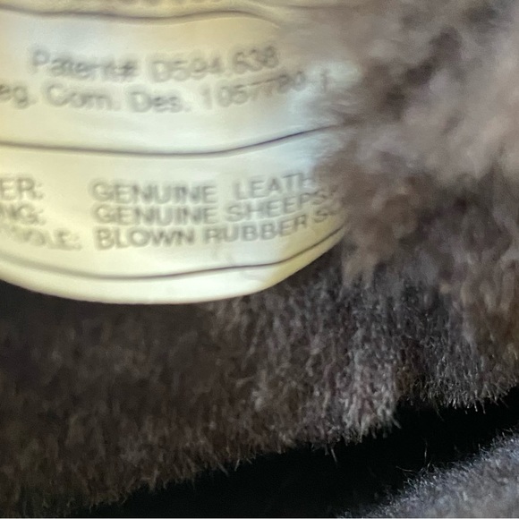 UGG dark brown boots size 6 - Picture 6 of 7